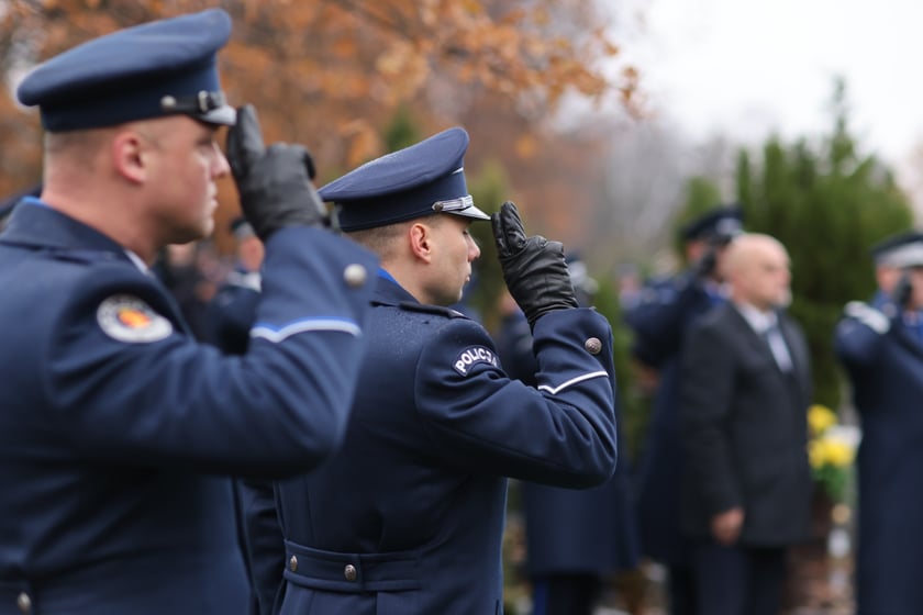 Pogrzeb Ireneusza Michalaka, policjanta, który został zastrzelony w trakcie służby