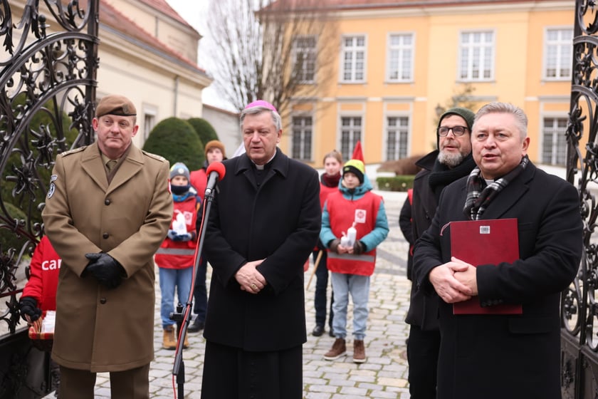 Caritas rozdał paczki potrzebującym w ramach akcji ''Niosę dobro''
