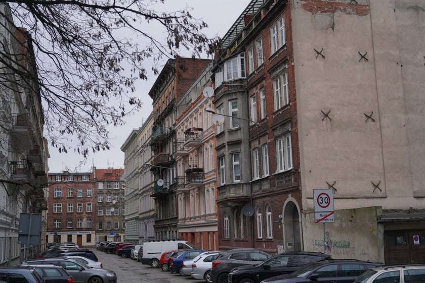 Detale architektoniczne kamienic na wrocławskim Nadodrzu zachwycają
