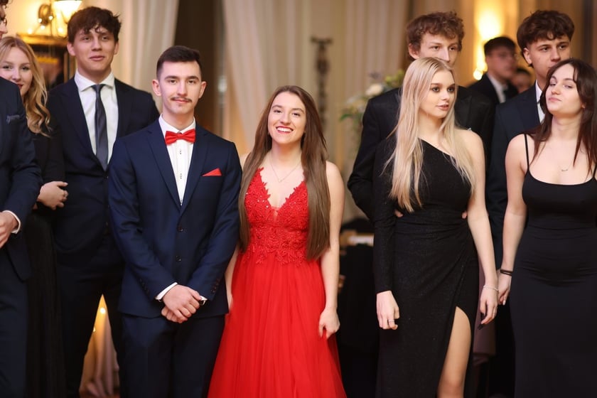 Studniówka Elektronicznych Zakładów Naukowych we Wrocławiu