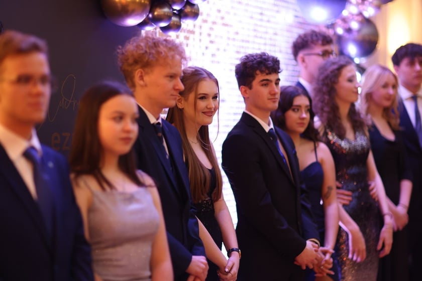 Studniówka Elektronicznych Zakładów Naukowych we Wrocławiu