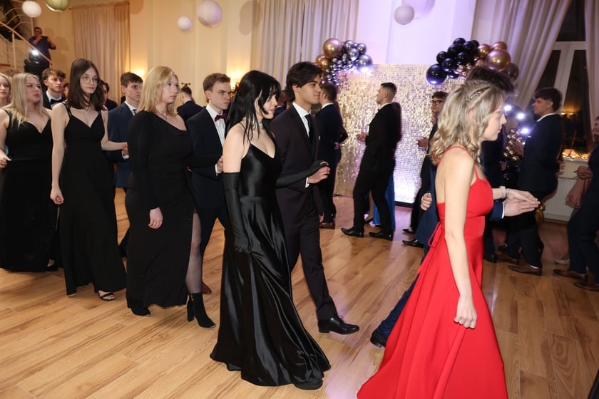 Studniówka Elektronicznych Zakładów Naukowych we Wrocławiu