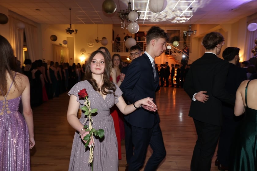 Studniówka Elektronicznych Zakładów Naukowych we Wrocławiu