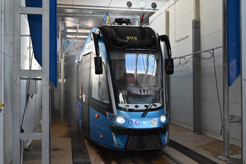 W zajezdni tramwajowej Borek zwycięzcy aukcji dla WOŚP obejrzą m.in. najnowsze modele tramwaj&oacute;w