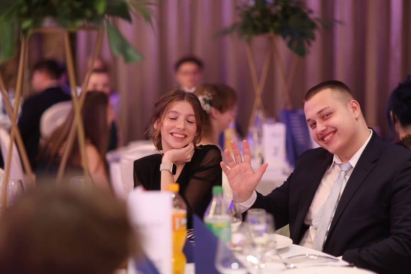 Studniówka IV LO we Wrocławiu