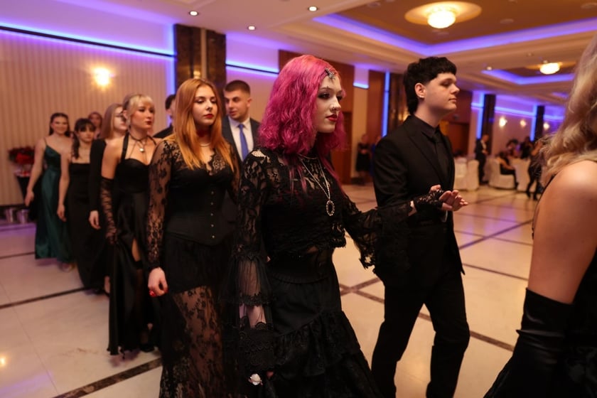 Studniówka IV LO we Wrocławiu