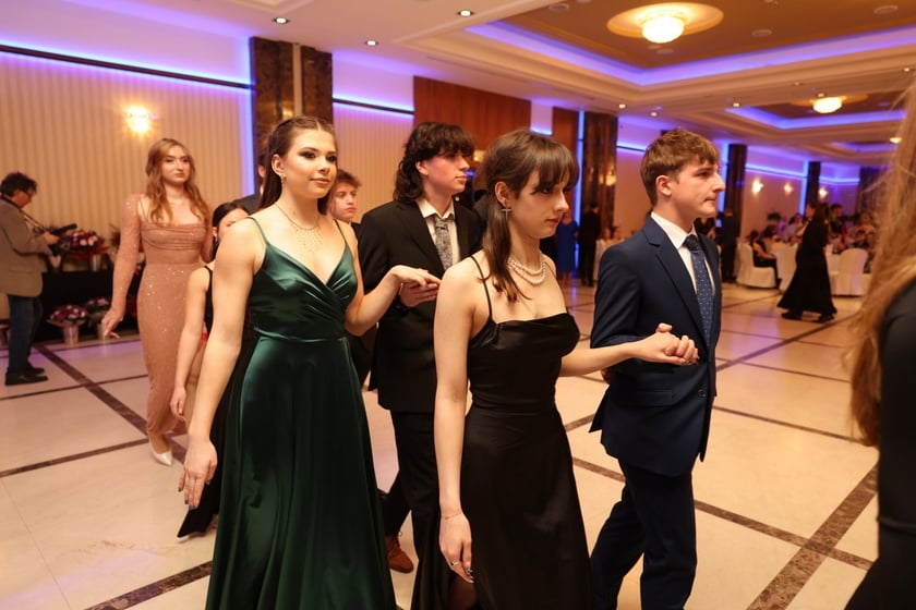 Studniówka IV LO we Wrocławiu