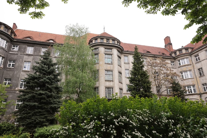 Budynki poszpitalne przy Traugutta w 2024 roku