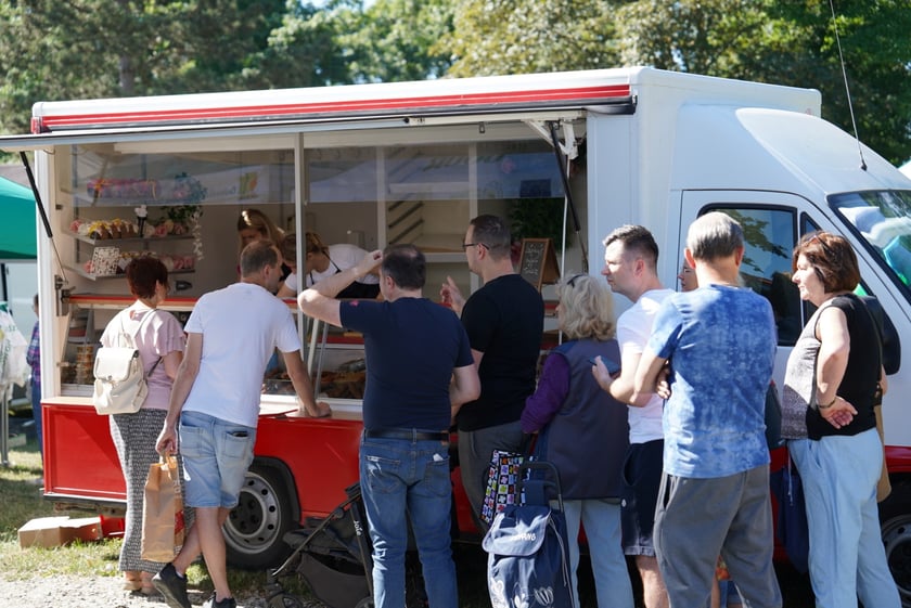 Targ Rolny na Zwycięskiej zaprasza. Smakołyki i pyszności