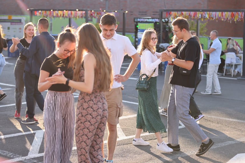 Potańcówka na dachu Galerii Dominikańskiej - niedziela, 28 lipca