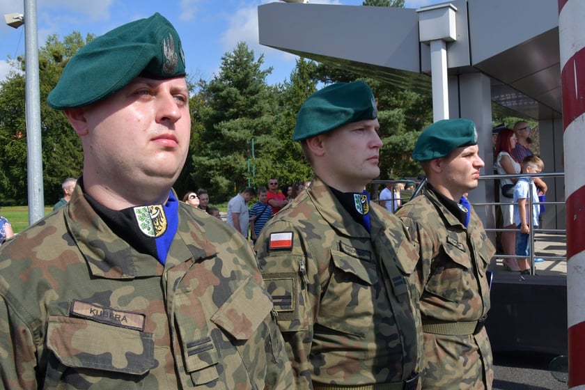 Przysięga wojskowa żołnierzy 10. Wrocławskiej Brygady Łączności