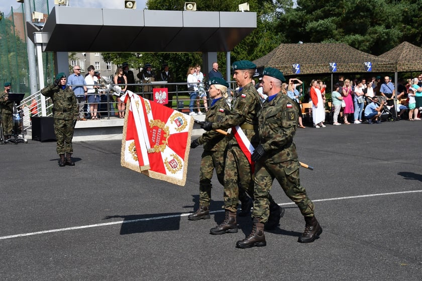 Przysięga wojskowa żołnierzy 10. Wrocławskiej Brygady Łączności