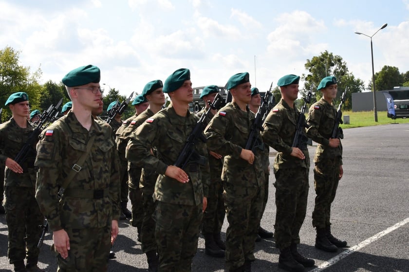 Przysięga wojskowa żołnierzy 10. Wrocławskiej Brygady Łączności