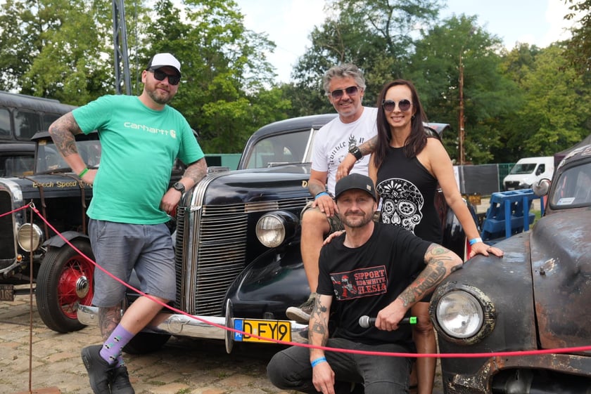 Kustom Konwent w Czasoprzestrzeni