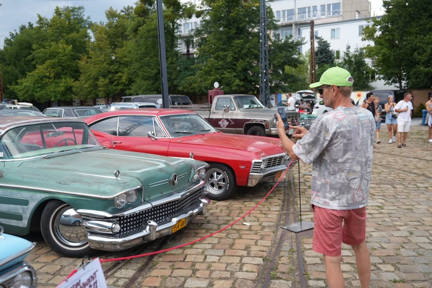 Kustom Konwent w Czasoprzestrzeni