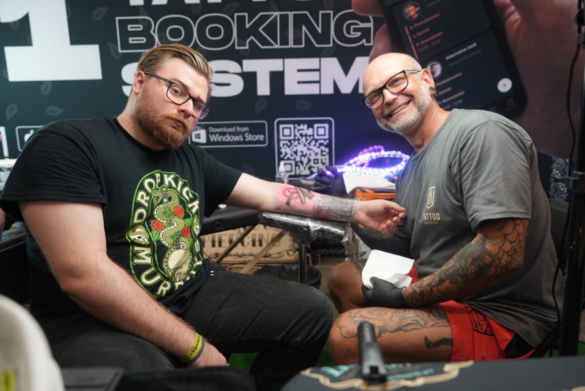 Kustom Konwent w Czasoprzestrzeni