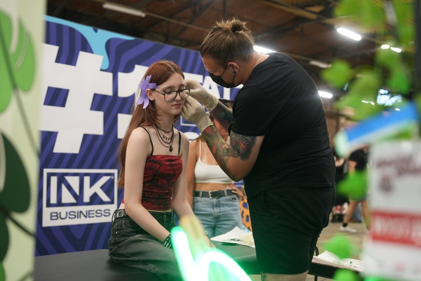 Kustom Konwent w Czasoprzestrzeni