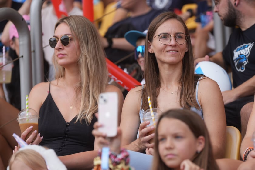 Pantery rozgromiły Frankfurt Galaxy a Julia Żugaj dała koncert