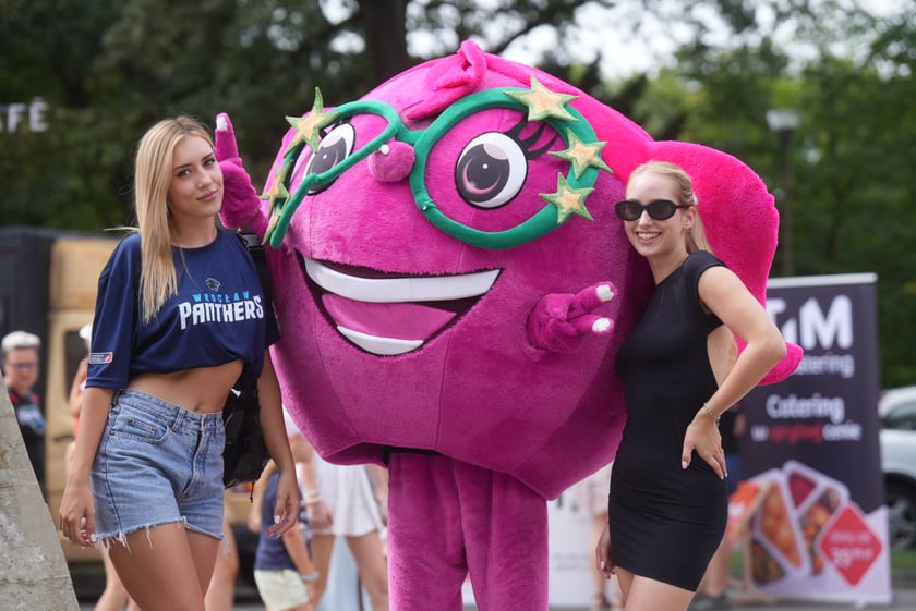 Pantery rozgromiły Frankfurt Galaxy a Julia Żugaj dała koncert