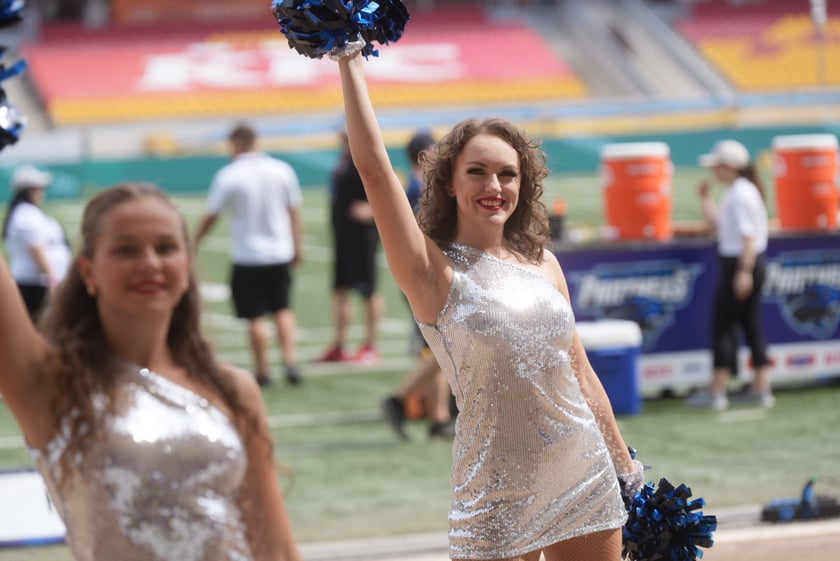 Pantery rozgromiły Frankfurt Galaxy a Julia Żugaj dała koncert
