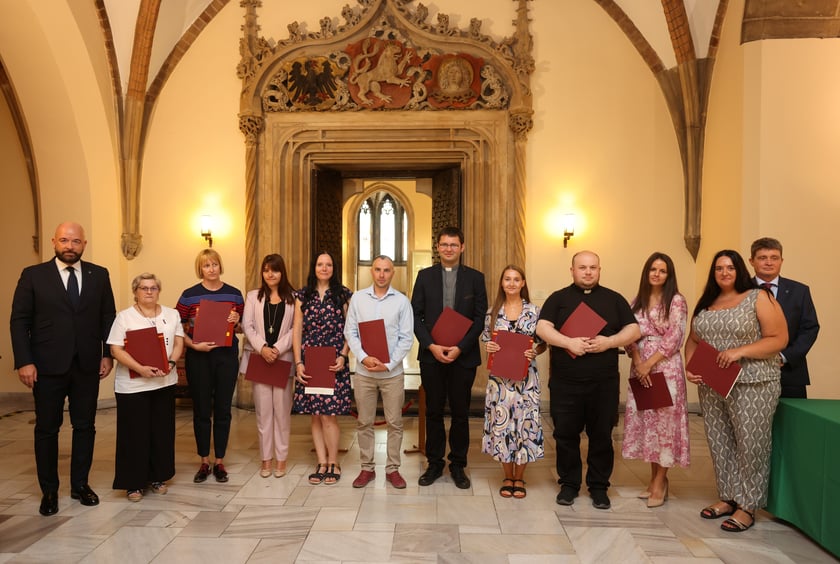 Nauczycielami mianowanymi zostało w sumie 273 nauczycielek i nauczycieli
