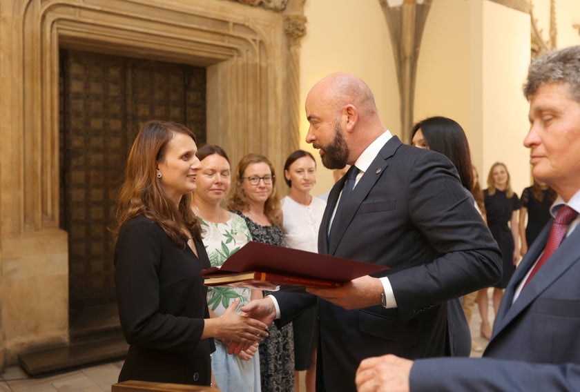Nauczycielami mianowanymi zostało w sumie 273 nauczycielek i nauczycieli