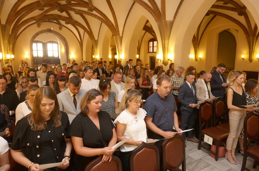 Nauczycielami mianowanymi zostało w sumie 273 nauczycielek i nauczycieli
