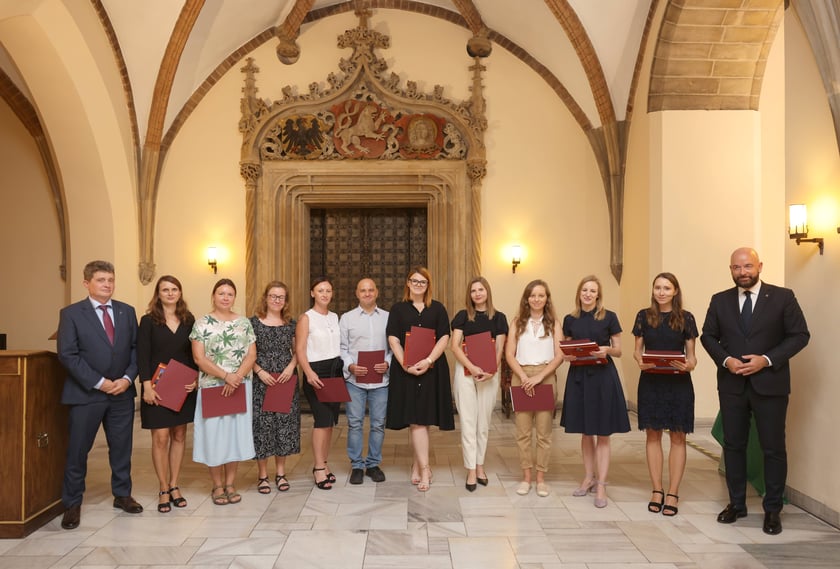Nauczycielami mianowanymi zostało w sumie 273 nauczycielek i nauczycieli