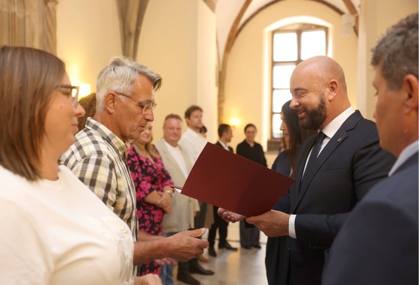 Nauczycielami mianowanymi zostało w sumie 273 nauczycielek i nauczycieli