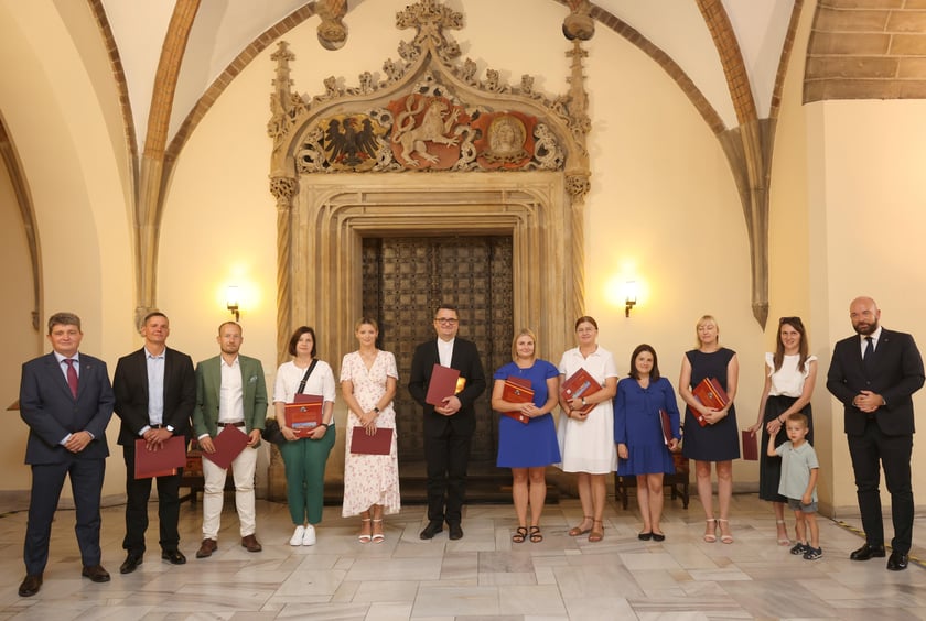 Nauczycielami mianowanymi zostało w sumie 273 nauczycielek i nauczycieli