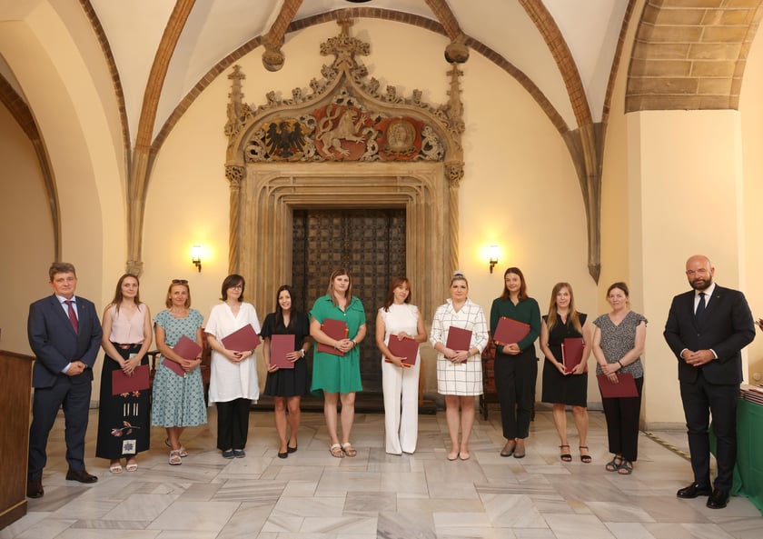 Nauczycielami mianowanymi zostało w sumie 273 nauczycielek i nauczycieli