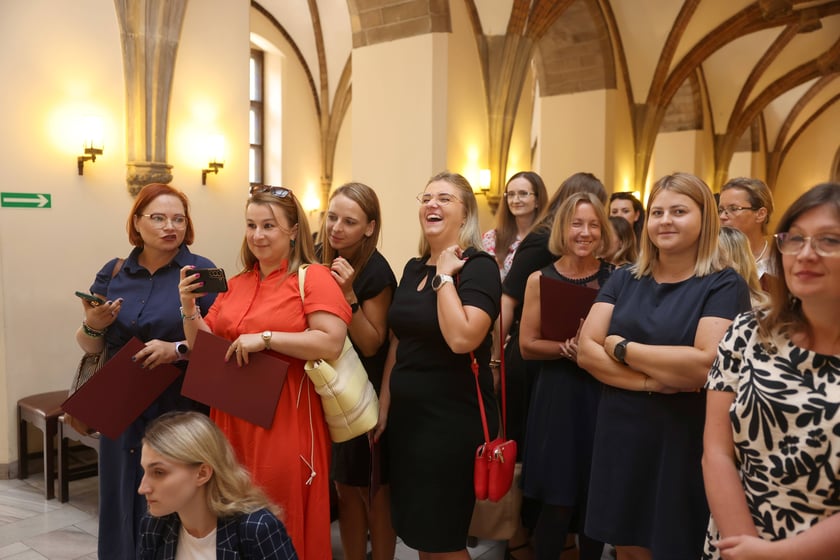 Nauczycielami mianowanymi zostało w sumie 273 nauczycielek i nauczycieli