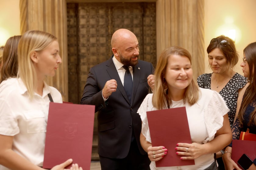 Nauczycielami mianowanymi zostało w sumie 273 nauczycielek i nauczycieli