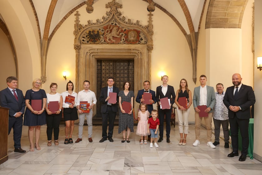 Nauczycielami mianowanymi zostało w sumie 273 nauczycielek i nauczycieli
