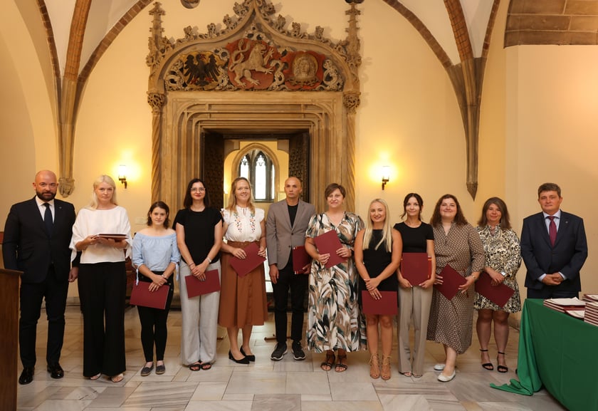 Nauczycielami mianowanymi zostało w sumie 273 nauczycielek i nauczycieli