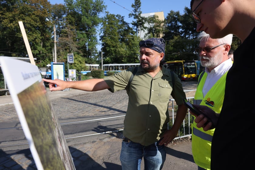 Spotkanie na pętli Sępolno w sprawie budowy TAT na Swojczyce, 30 sierpnia 2024