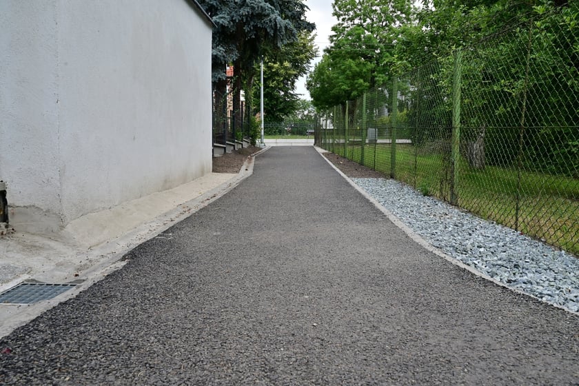 Czerwiec 2025 - przejście łączące Samborską ze Stanisławowską po remoncie