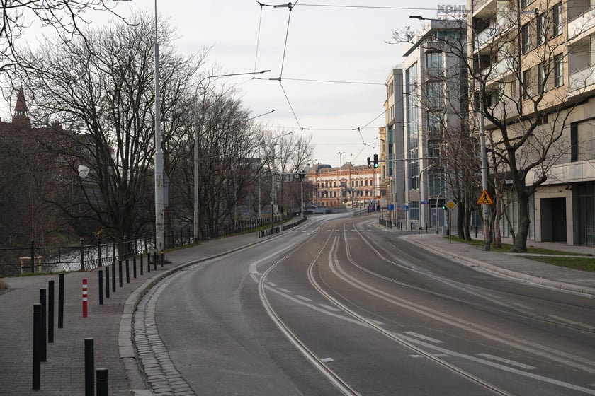Wrocław w noworoczny poranek wyglądał tak, jakby tu nikt nie mieszkał...