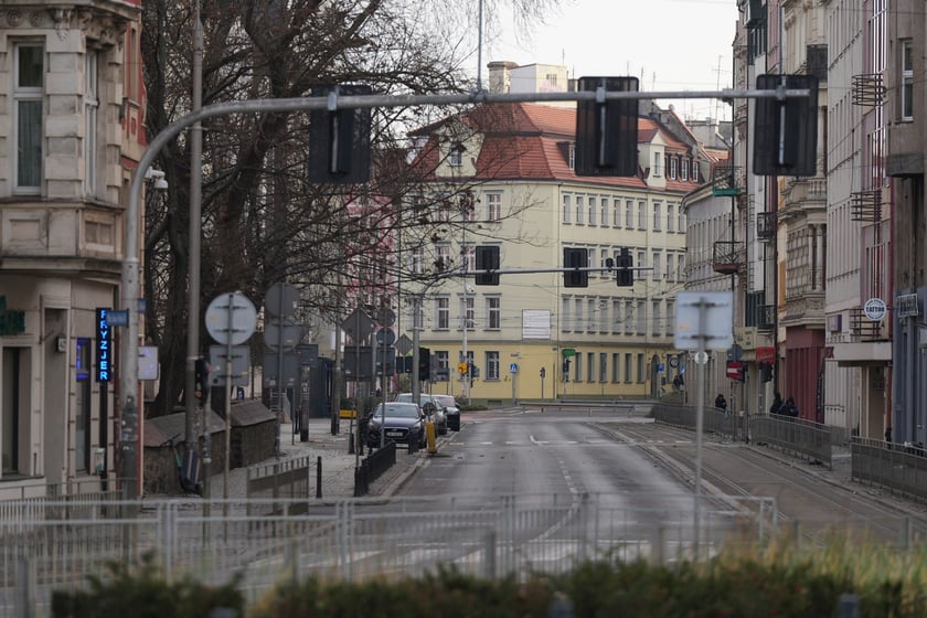 Wrocław w noworoczny poranek wyglądał tak, jakby tu nikt nie mieszkał...