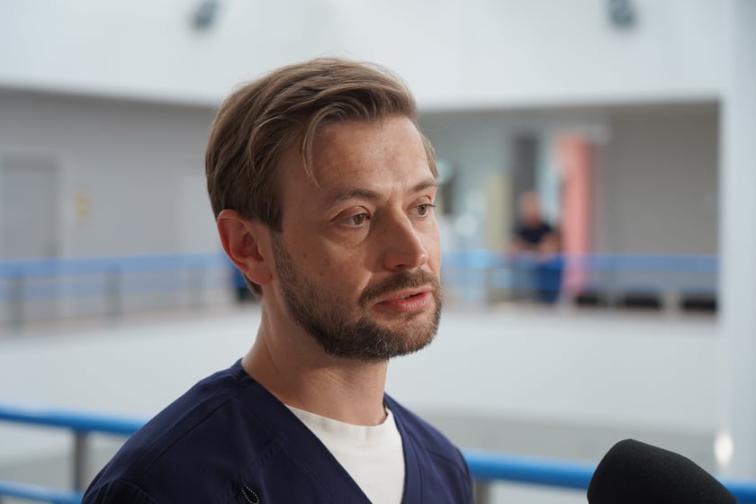 Dr Maciej Bochenek