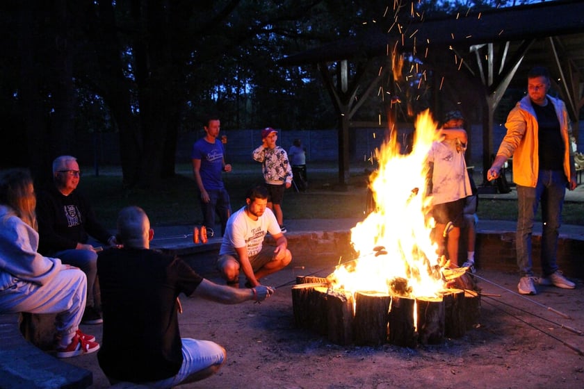 Nocowanka w Park Glinianki