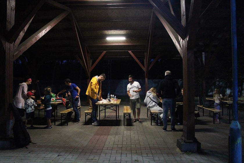 Nocowanka w Park Glinianki