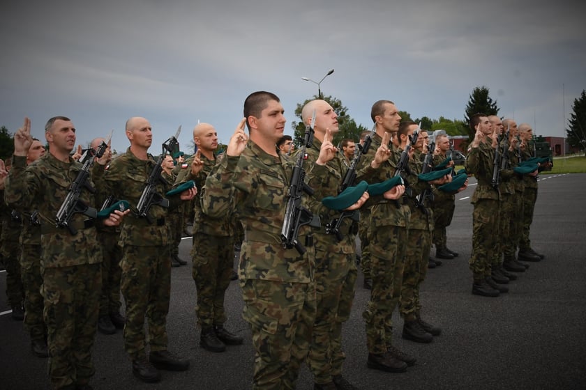 13 września 2025 r. przysięga w 10 Wrocławskiej Brygadzie Łączności