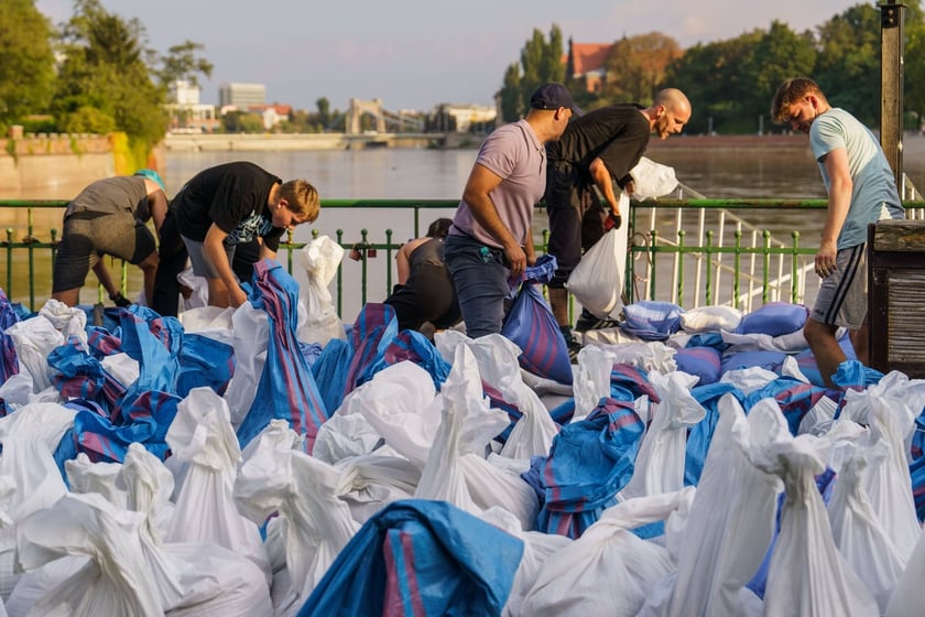 Na zdjęciach sceny z września 2024 po ogłoszeniu alarmu przeciwpowodziowego&nbsp;