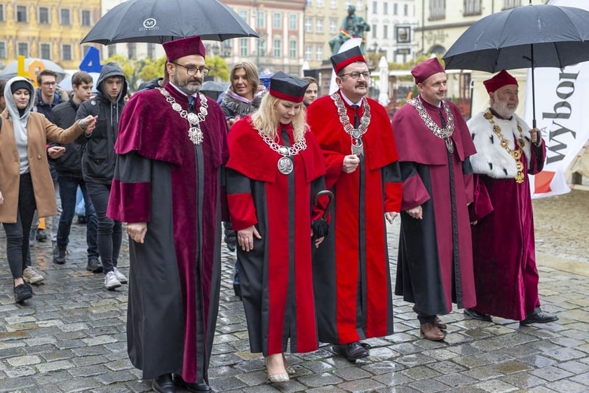 Polonez dla Fredry 2022 na Rynku we Wrocławiu
