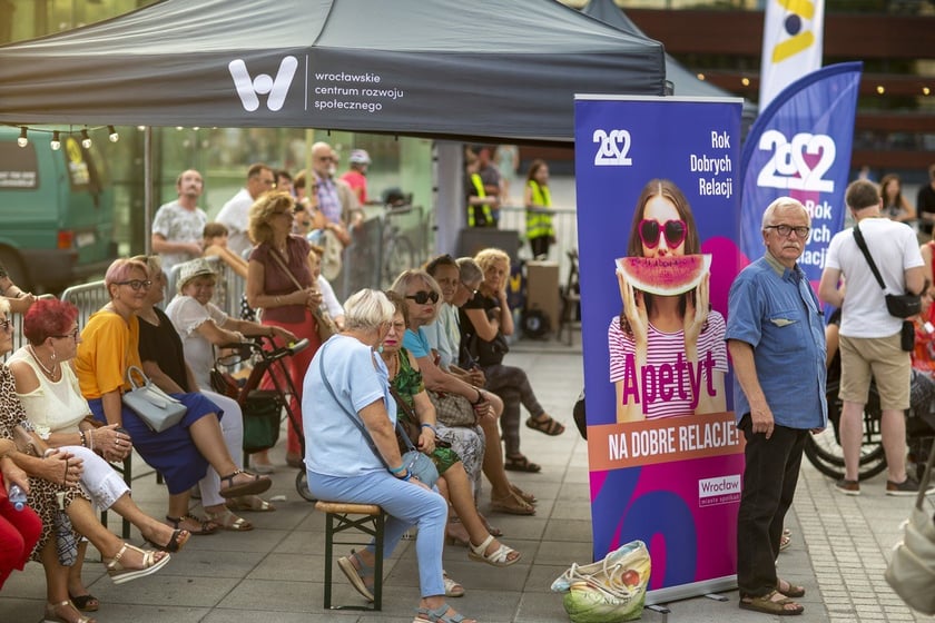 Wrocławska Potańcówka: wrocławianie tanecznie pożegnali wakacje na pl. Wolności [28.08.2022]