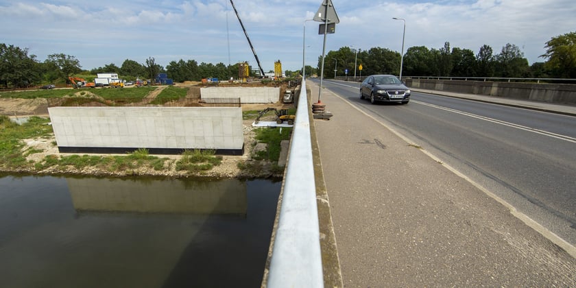 Budowa nowych mostów Chrobrego, wrzesień 2022