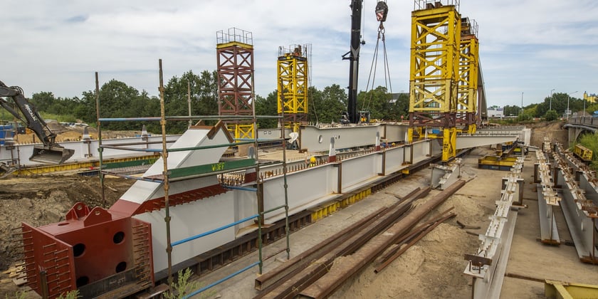 Budowa nowych mostów Chrobrego, wrzesień 2022