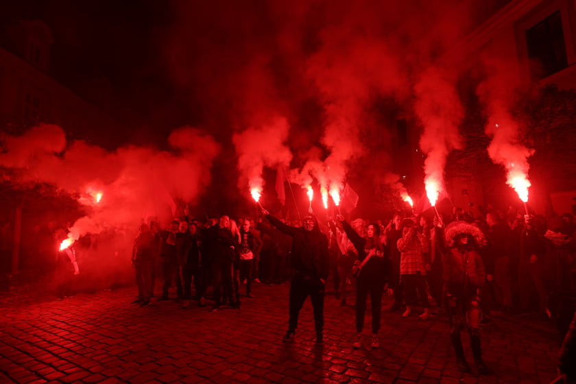 Marsz narodowdców 11 listopada 2022 we Wrocławiu