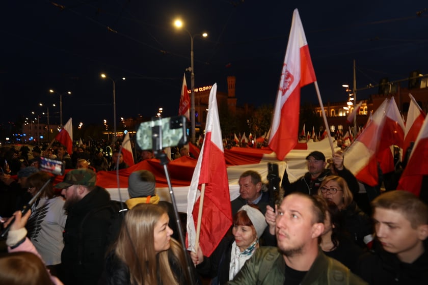 Marsz narodowców 11 listopada 2022 we Wrocławiu